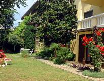 Privatni smještaj - Apartman Villa Anica Rijeka - Vrt ispred apartmana